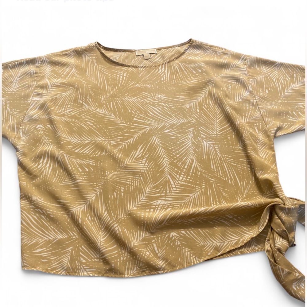 Michael Kors Women’s 1X Beige Leaf Print Short Sleeve Top